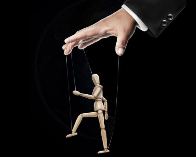 A composite image showing a motorcycle accident scene in front of a hospital, an X-ray of a human spine with injury hotspots, and a hand filling out a legal claim form, illustrating the connection thumbnail.